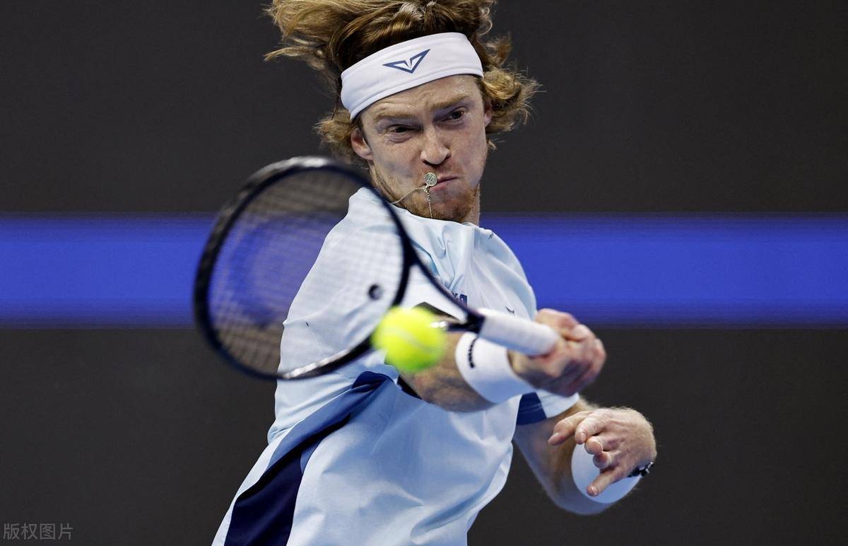 霜一旁竖起 霜一旁竖起