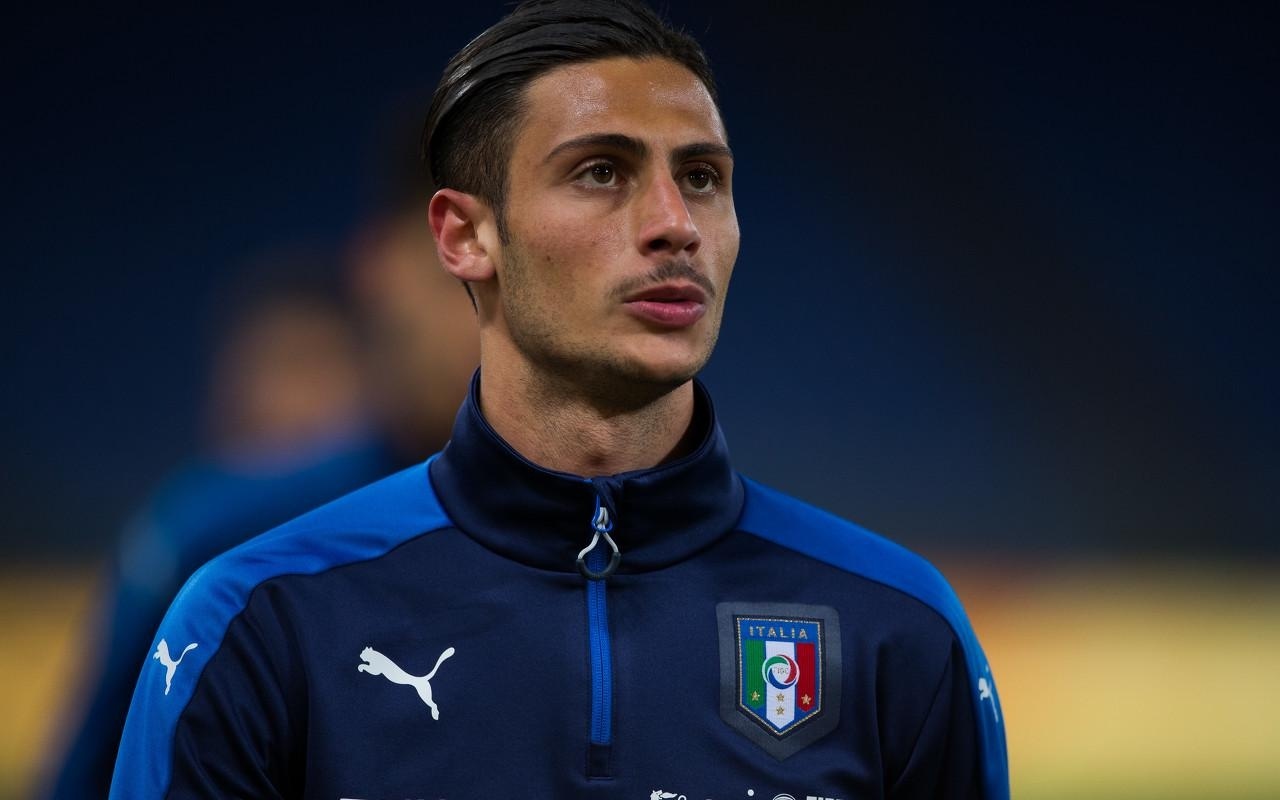 员表现出色 员表现出色